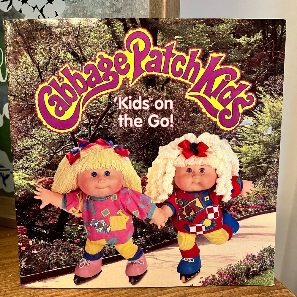 Cabbage Patch Kids Book-“Kids On the Go!”